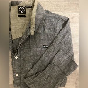 Men’s Volcom size medium button up shirt